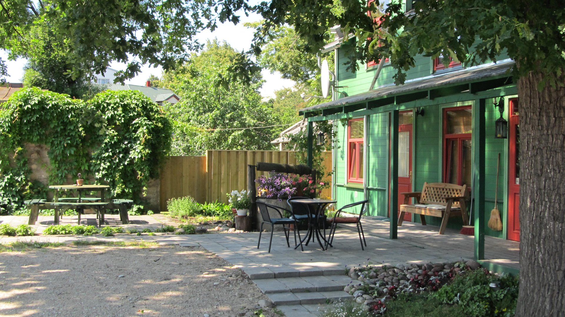 Hotel courtyard with terrace and garden